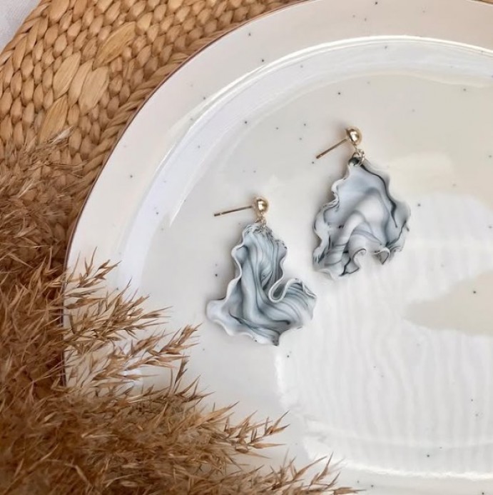 Delavnica poletnih uhanov z Niko Horvat