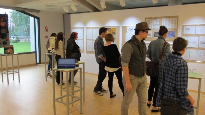 Dijaki umetniške gimnazije likovne smeri se predstavijo